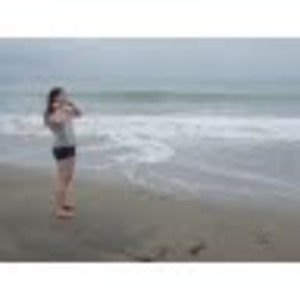 Meet your Posher, Chloe